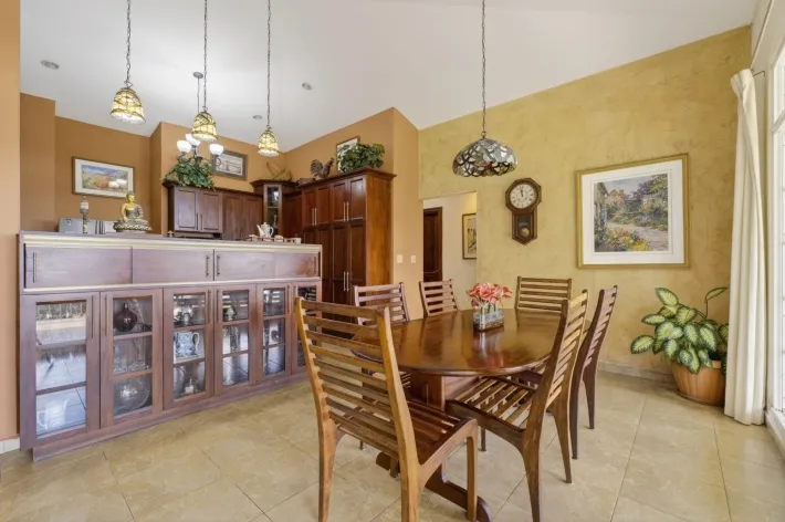 Refined Equestrian Retreat in Potrerillos Rovira