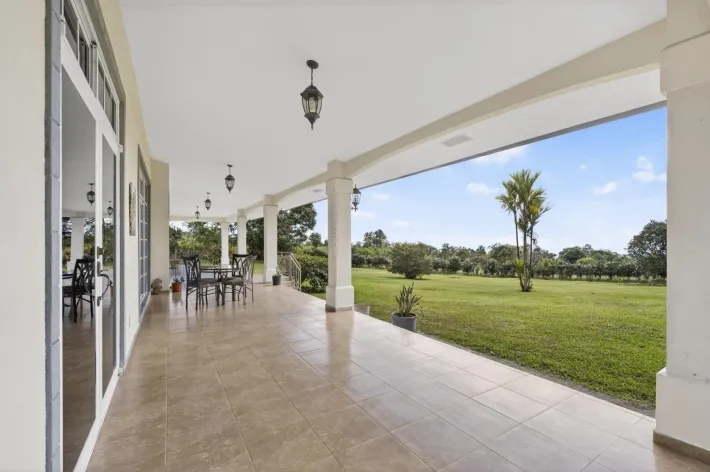 Refined Equestrian Retreat in Potrerillos Rovira