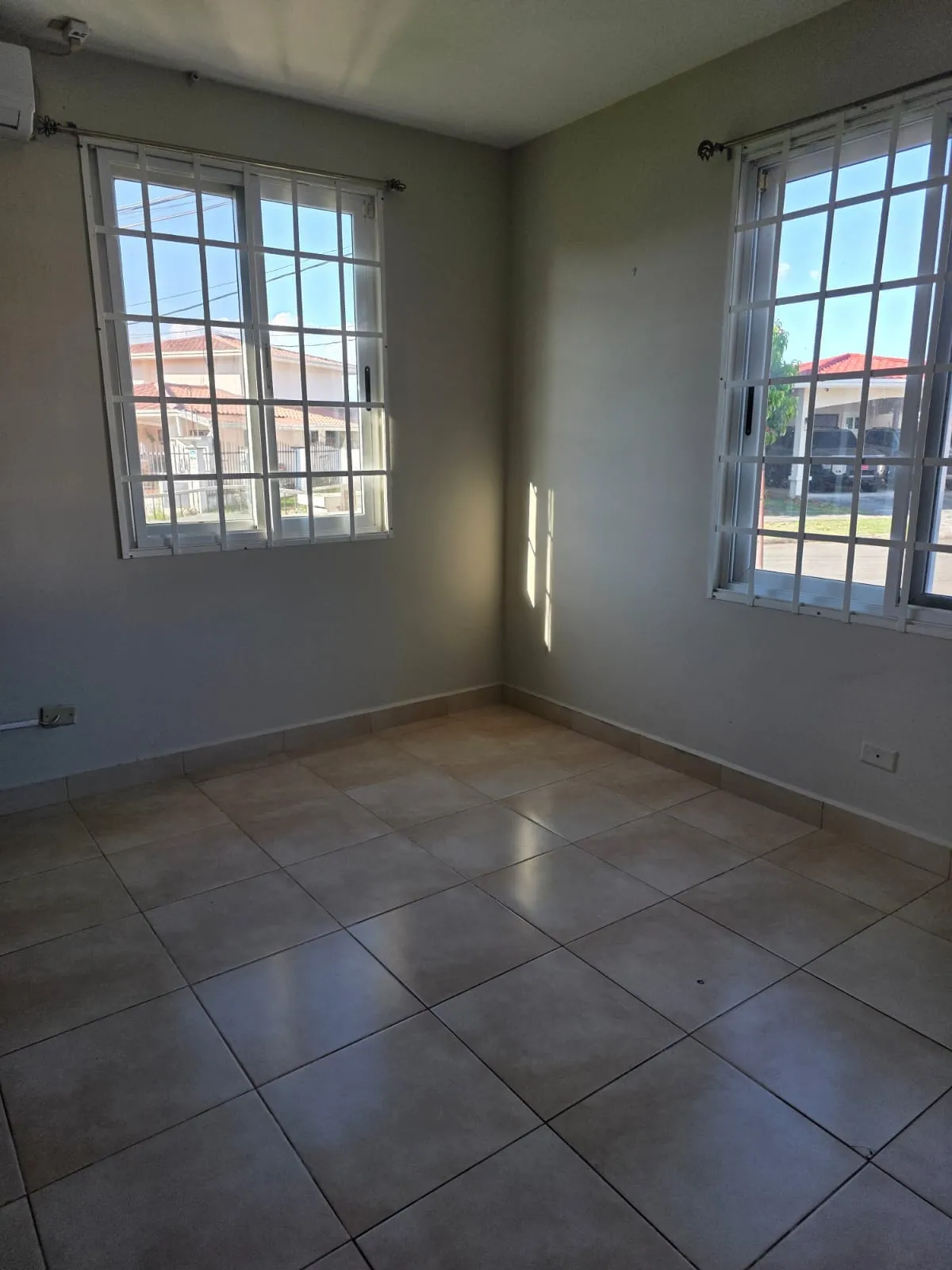 Manufactured On Land For Rent in Alquiler de casa en Coquito Hills