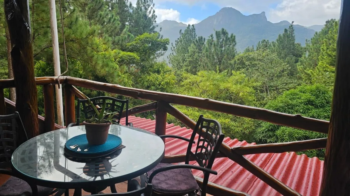 2 Bed Home in Altos Del Maria with Picacho Views