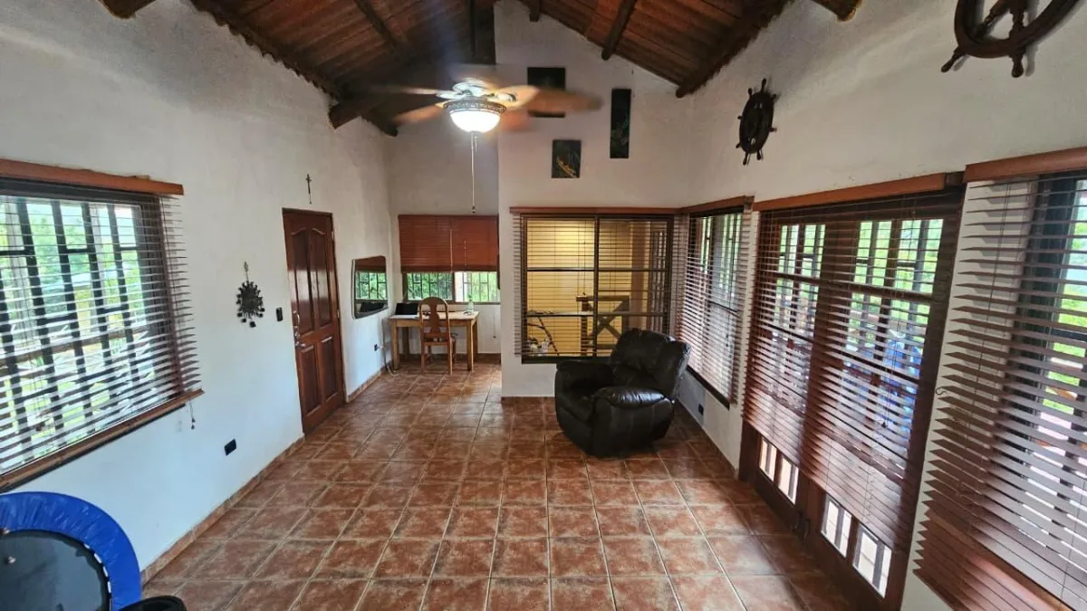 2 Bed Home in Altos Del Maria with Picacho Views