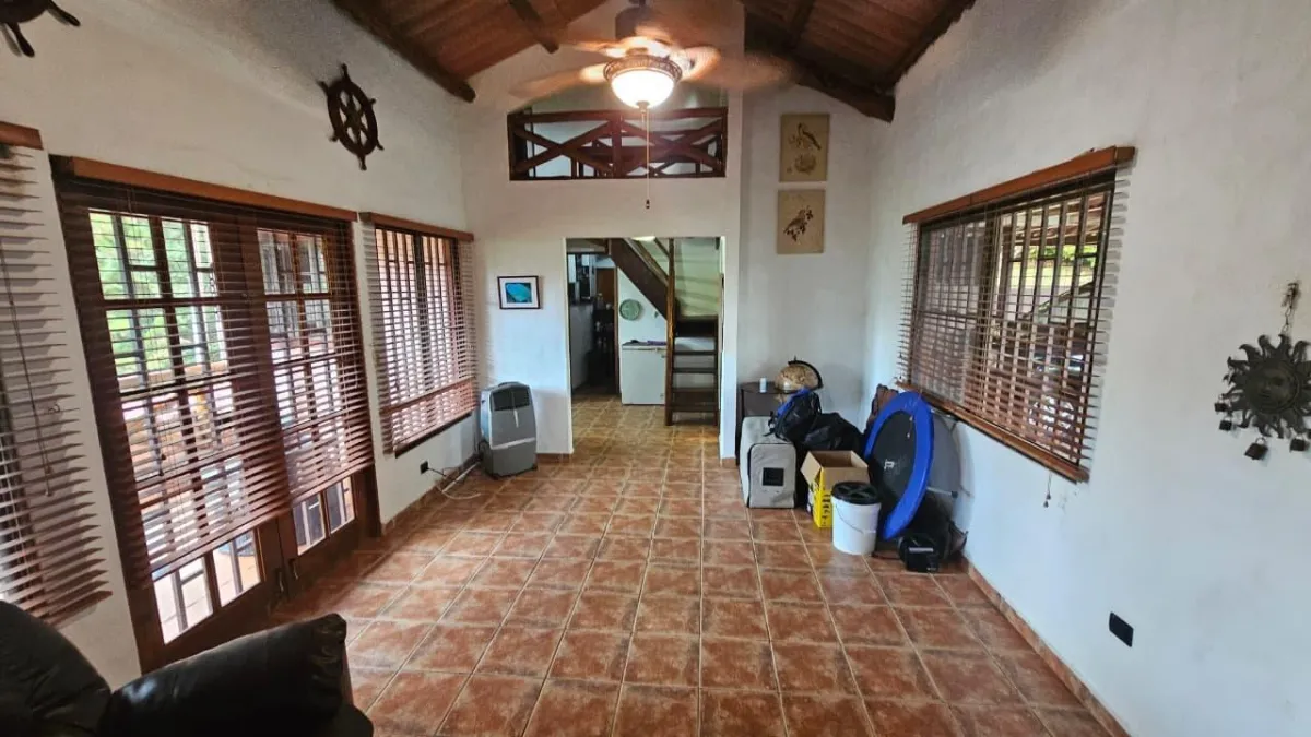 2 Bed Home in Altos Del Maria with Picacho Views