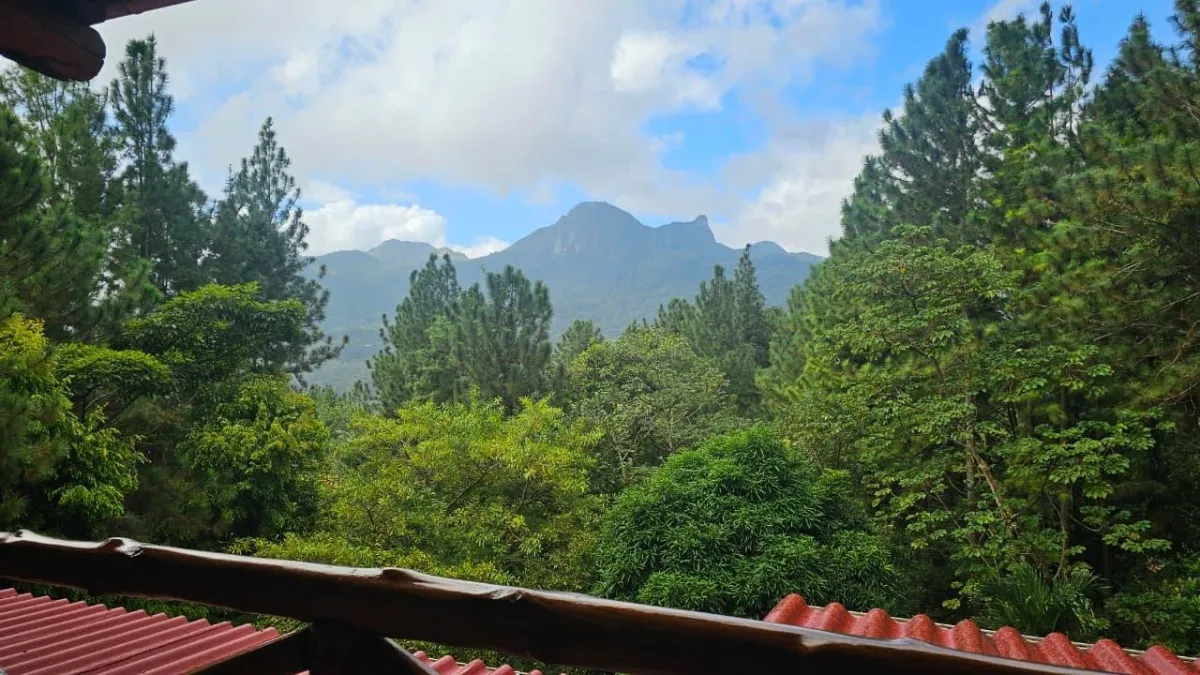 2 Bed Home in Altos Del Maria with Picacho Views