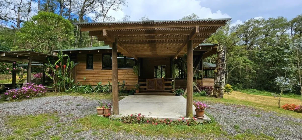 Exquisite Dream Home in Cerro Punta