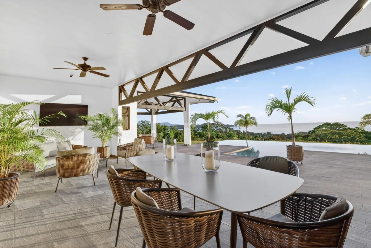 Casa con Vista al Mar en Morrillo Heights, Veraguas