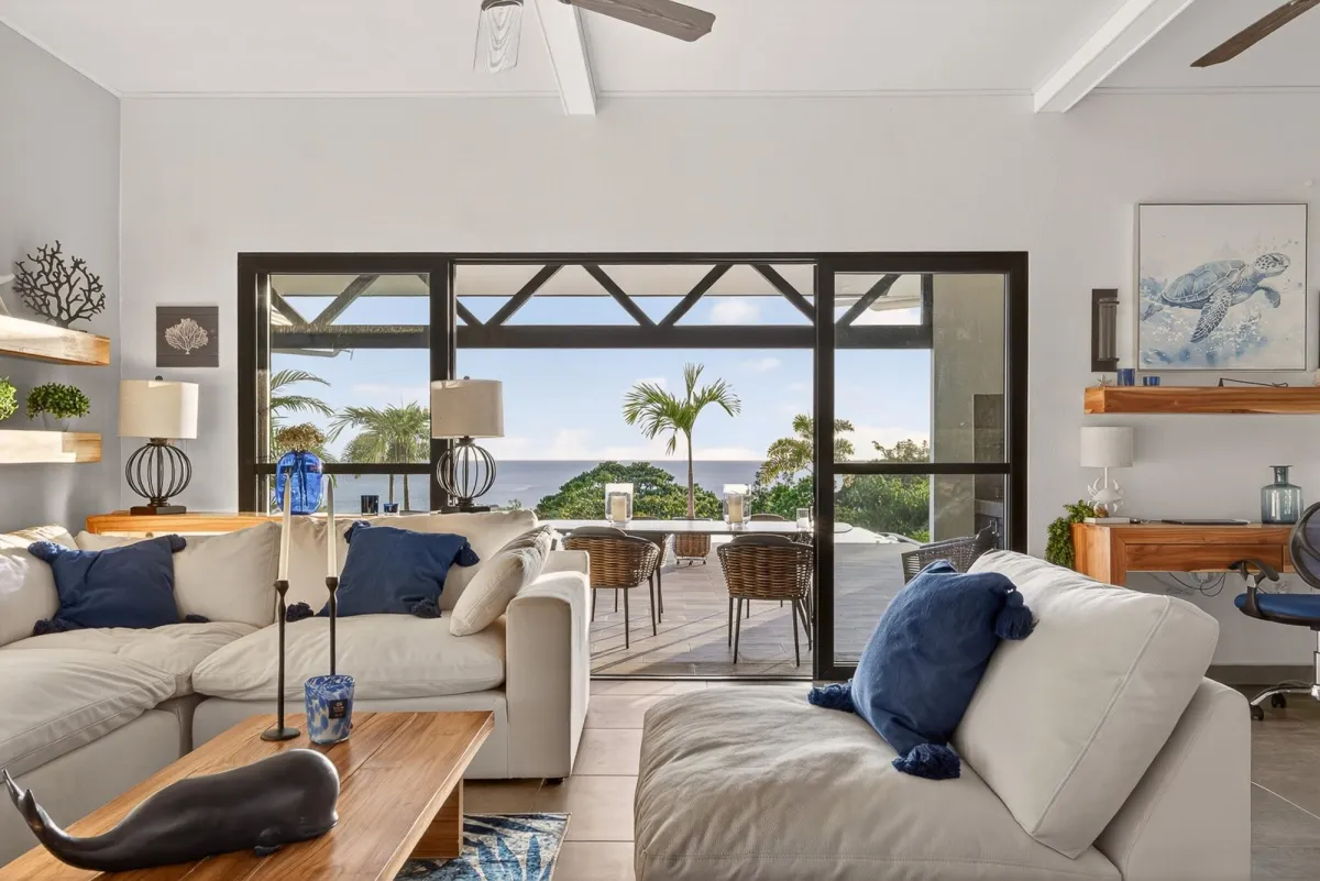 Casa con Vista al Mar en Morrillo Heights, Veraguas