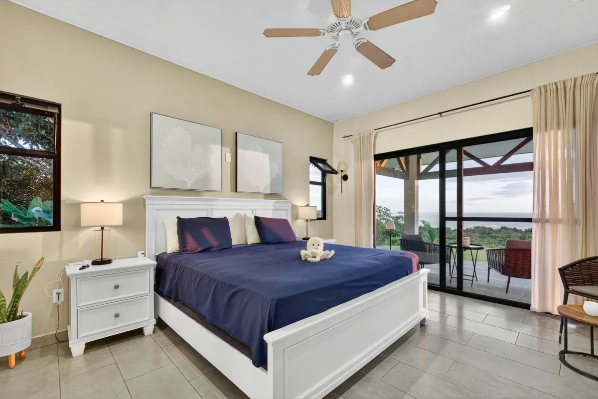 Casa con Vista al Mar en Morrillo Heights, Veraguas