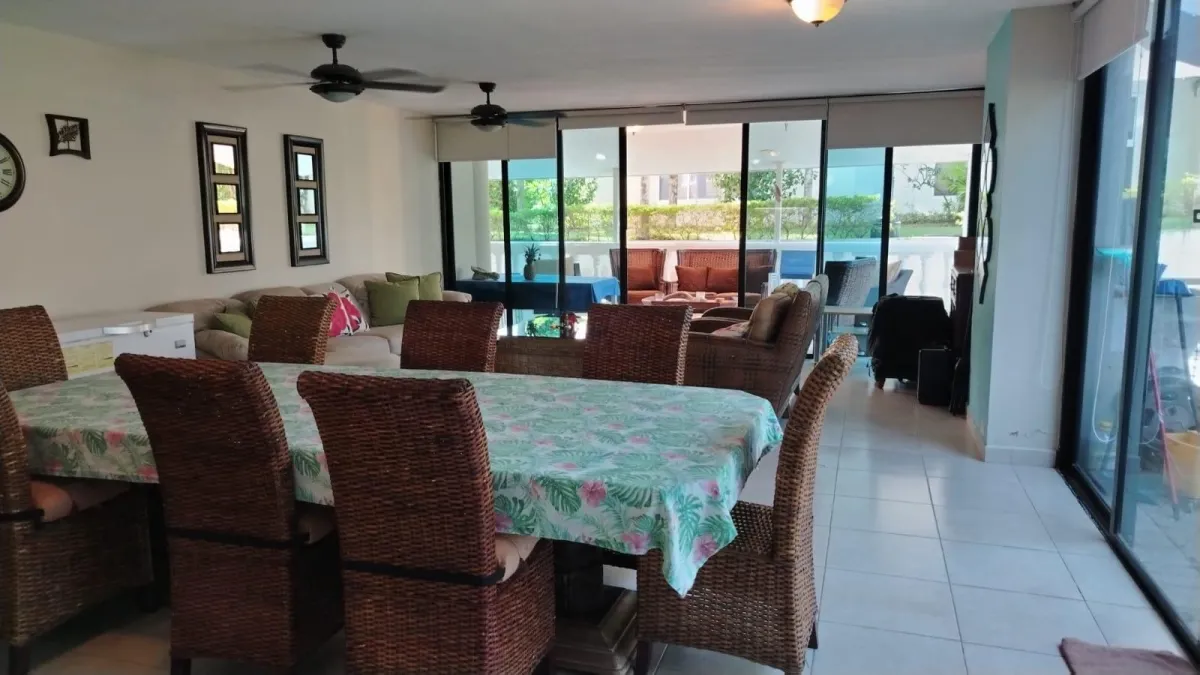 Apartamento planta baja de 2 dormitorios en Coronado Country Club