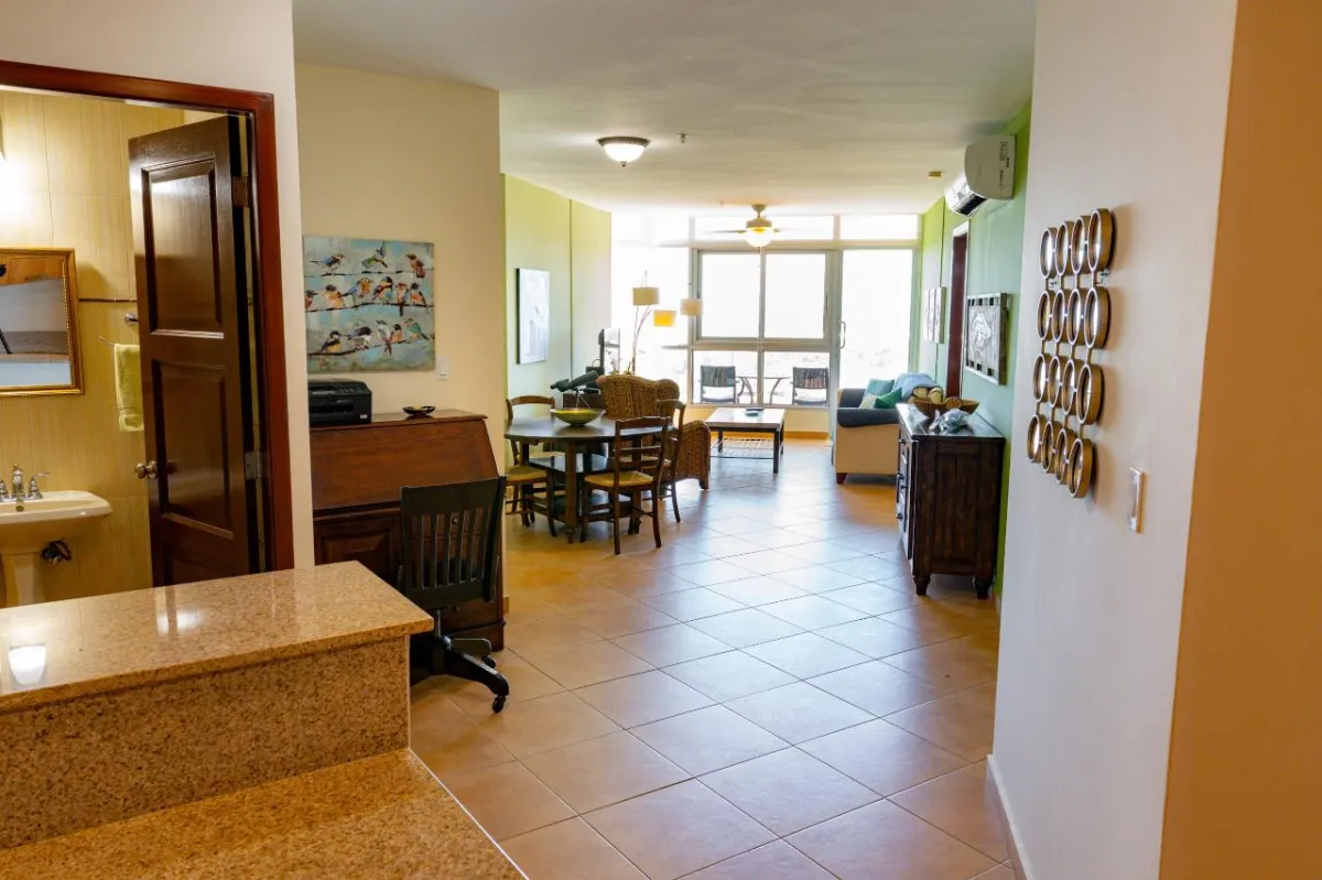 Apartamento con Vista al Mar en Coronado Golf Tower