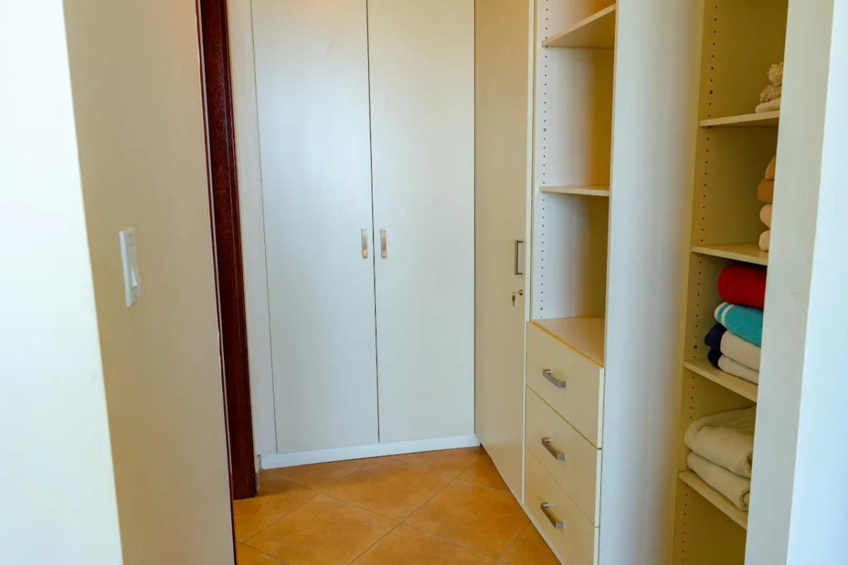 Apartamento con Vista al Mar en Coronado Golf Tower