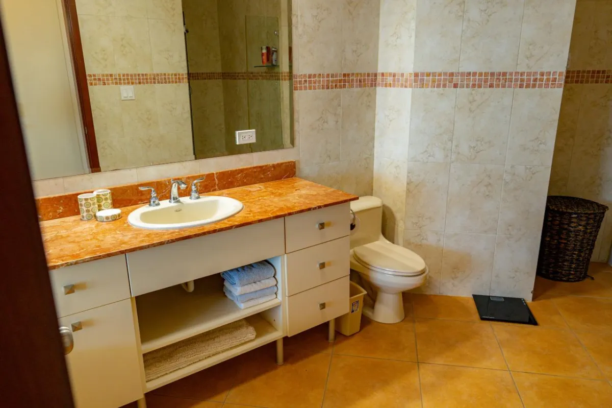 Apartamento con Vista al Mar en Coronado Golf Tower