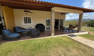 Vive en Tranquilidad: Casa Amoblada en Alquiler en Las Lajas de Chame