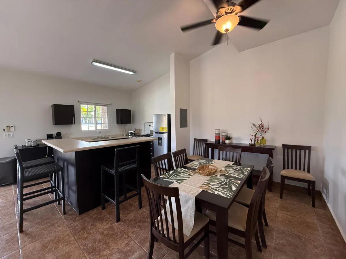 Vive en Tranquilidad: Casa Amoblada en Alquiler en Las Lajas de Chame