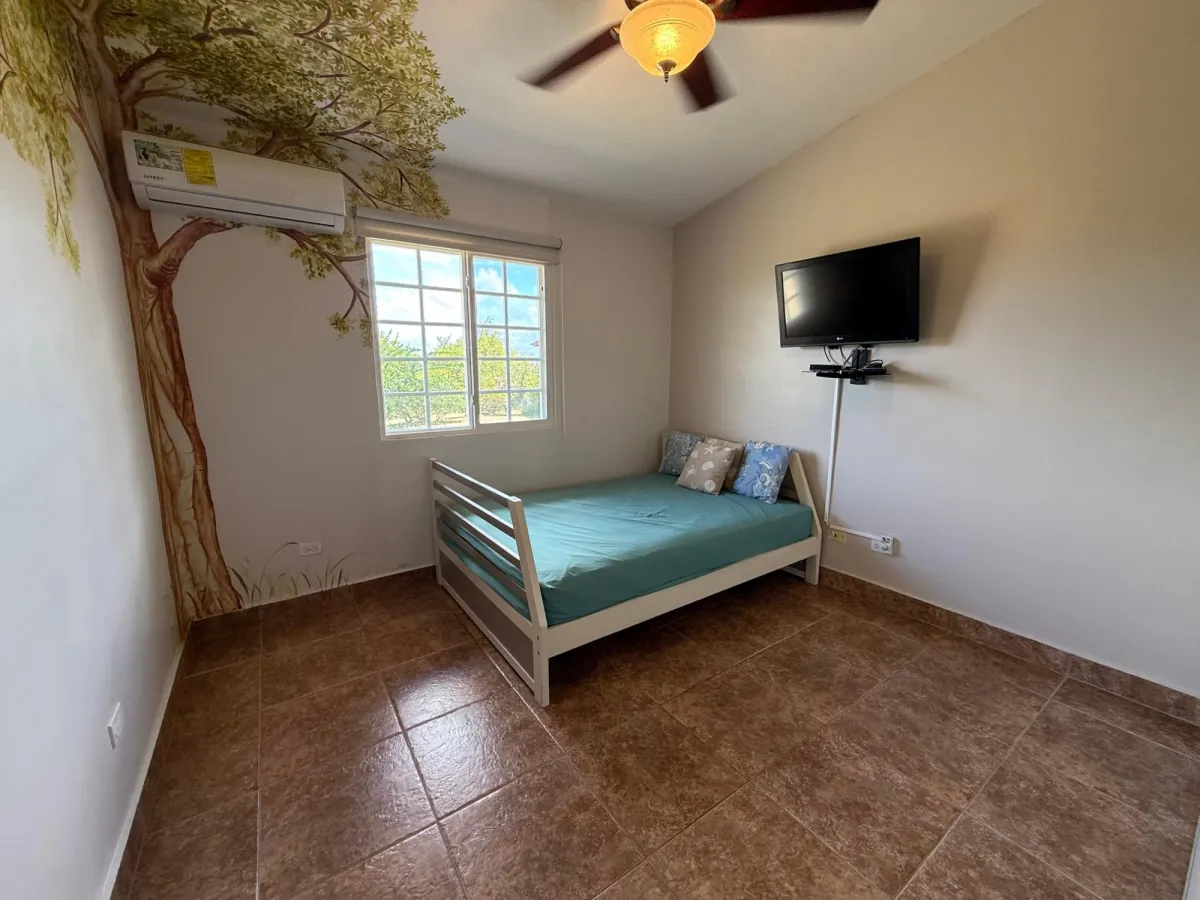 Vive en Tranquilidad: Casa Amoblada en Alquiler en Las Lajas de Chame