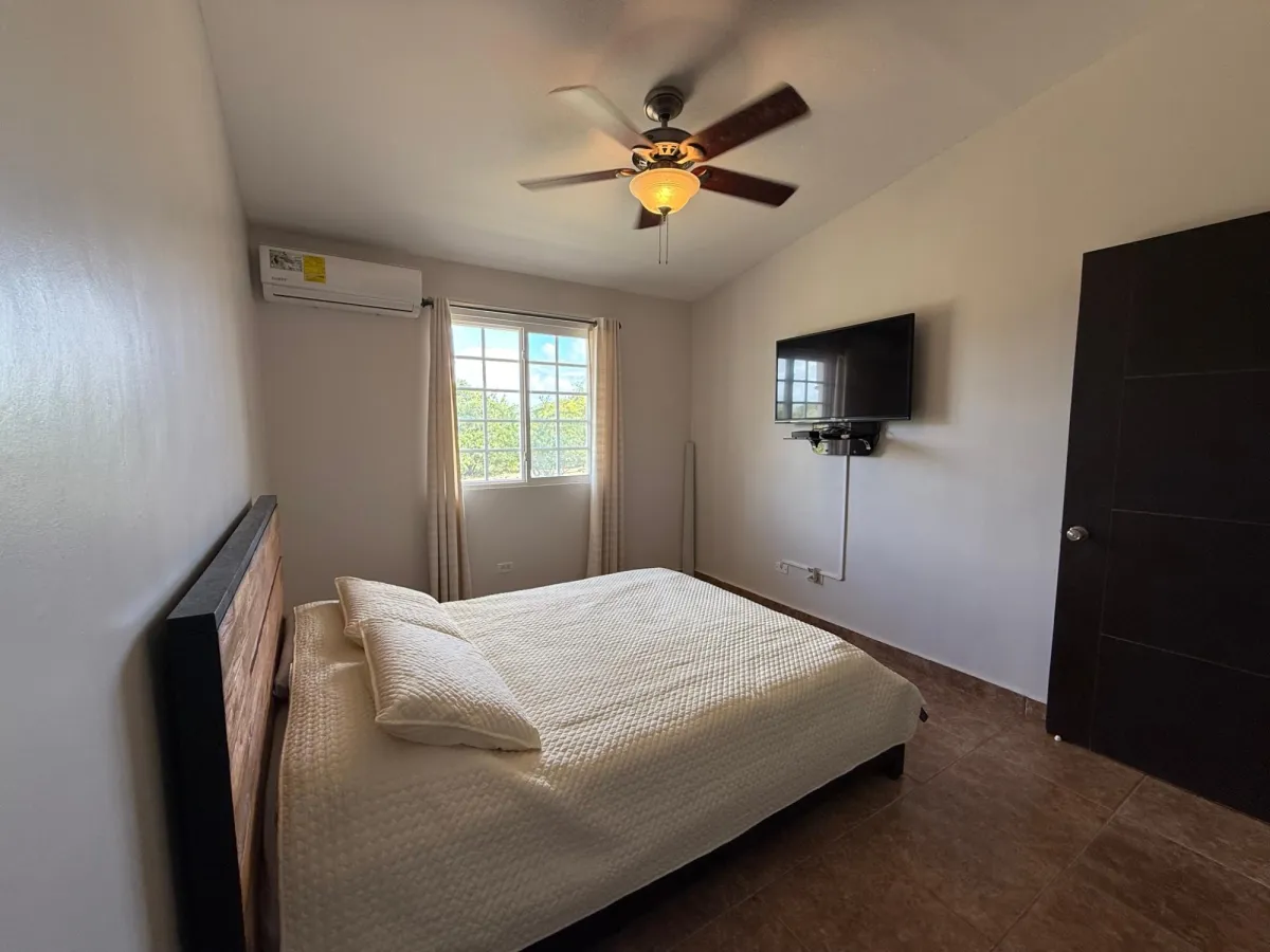 Vive en Tranquilidad: Casa Amoblada en Alquiler en Las Lajas de Chame