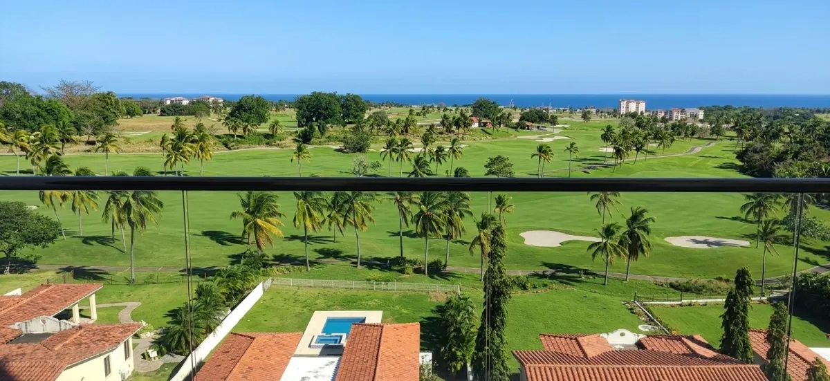 Apartment for Sale in Vista Mar. Great Price
