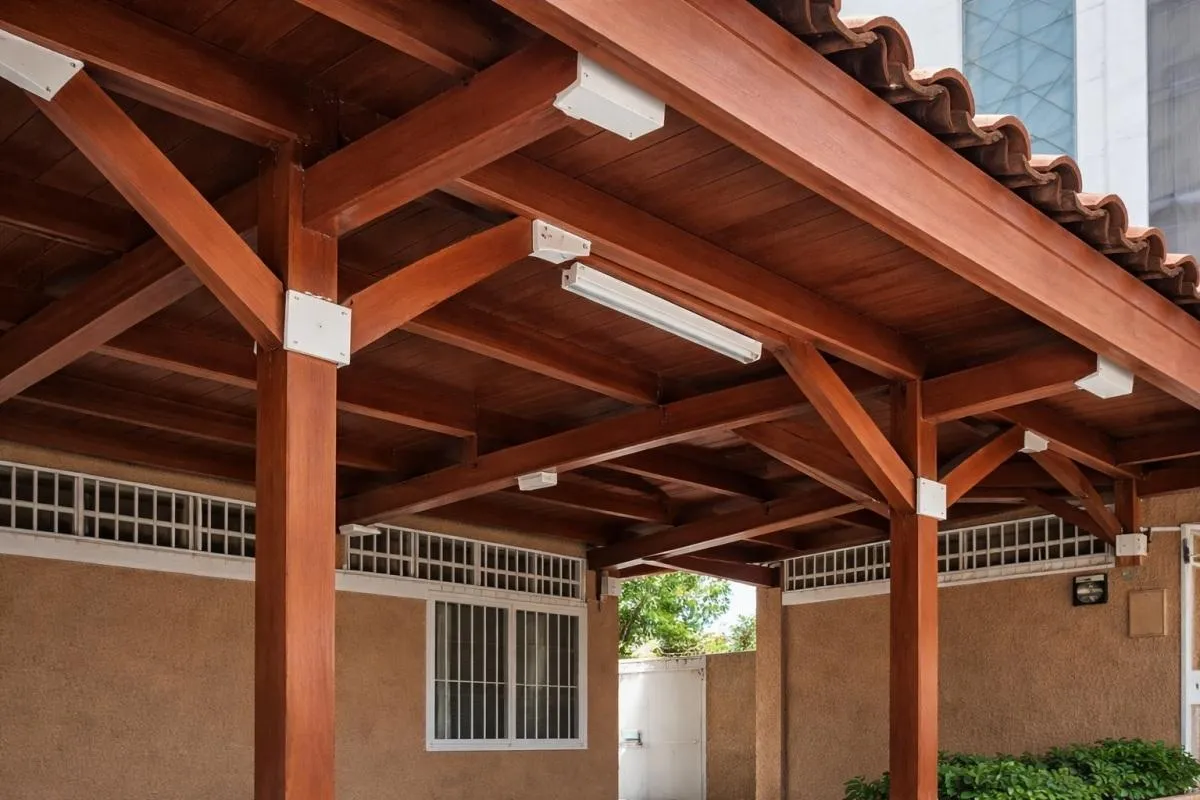 SE VENDE - comercial con patio en Obarrio – Zonificación 1ZM6 -