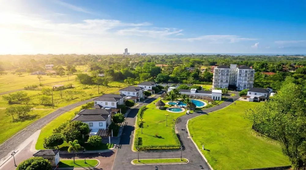 Condominio de 4 Habitaciones en Venta en Coronado Escapes