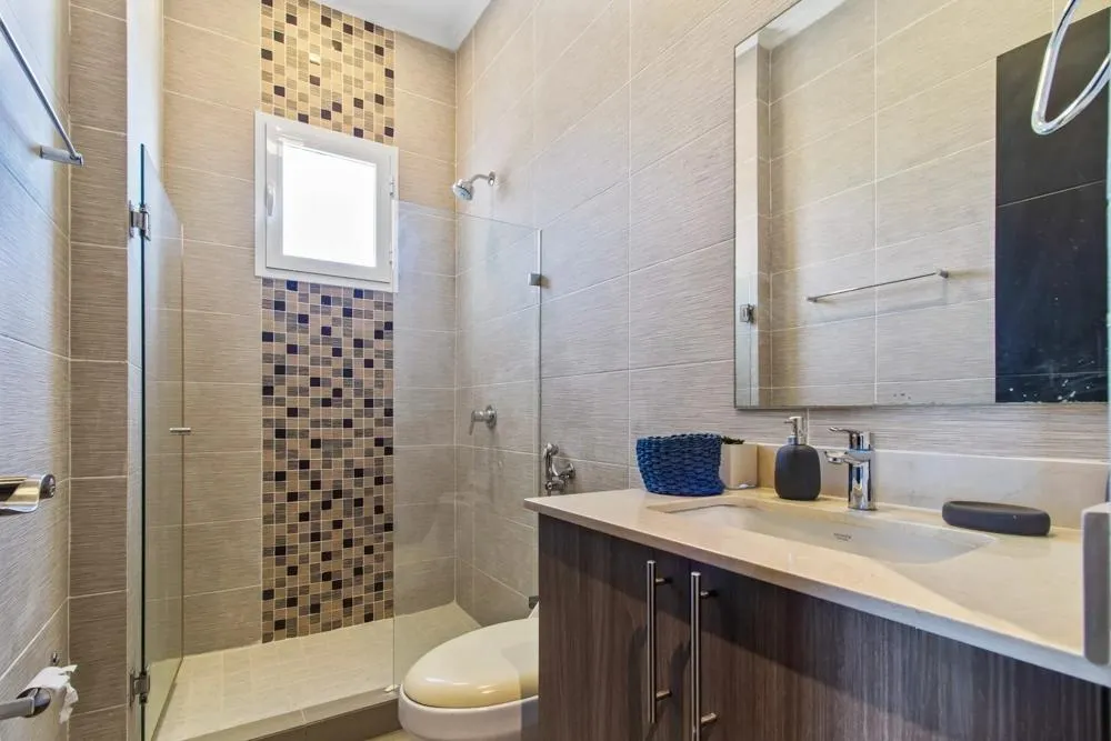 Condominio de 4 Habitaciones en Venta en Coronado Escapes