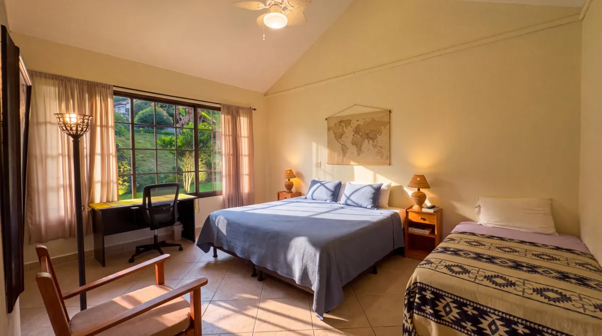 Dos Villas con 6 Habitaciones y Vistas a la Montaña.