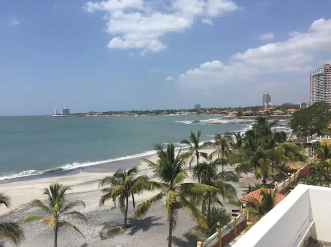 Frente al Mar en Bahia Tower Gorgona