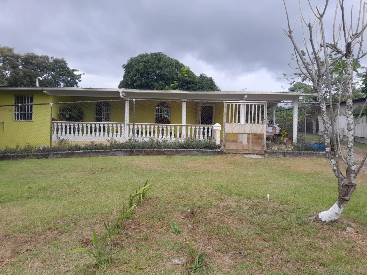 Sale of a property on the Inter-American Highway