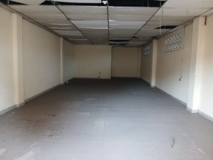 Commercial premises for sale