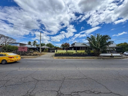 Commercial Property for Sale in David