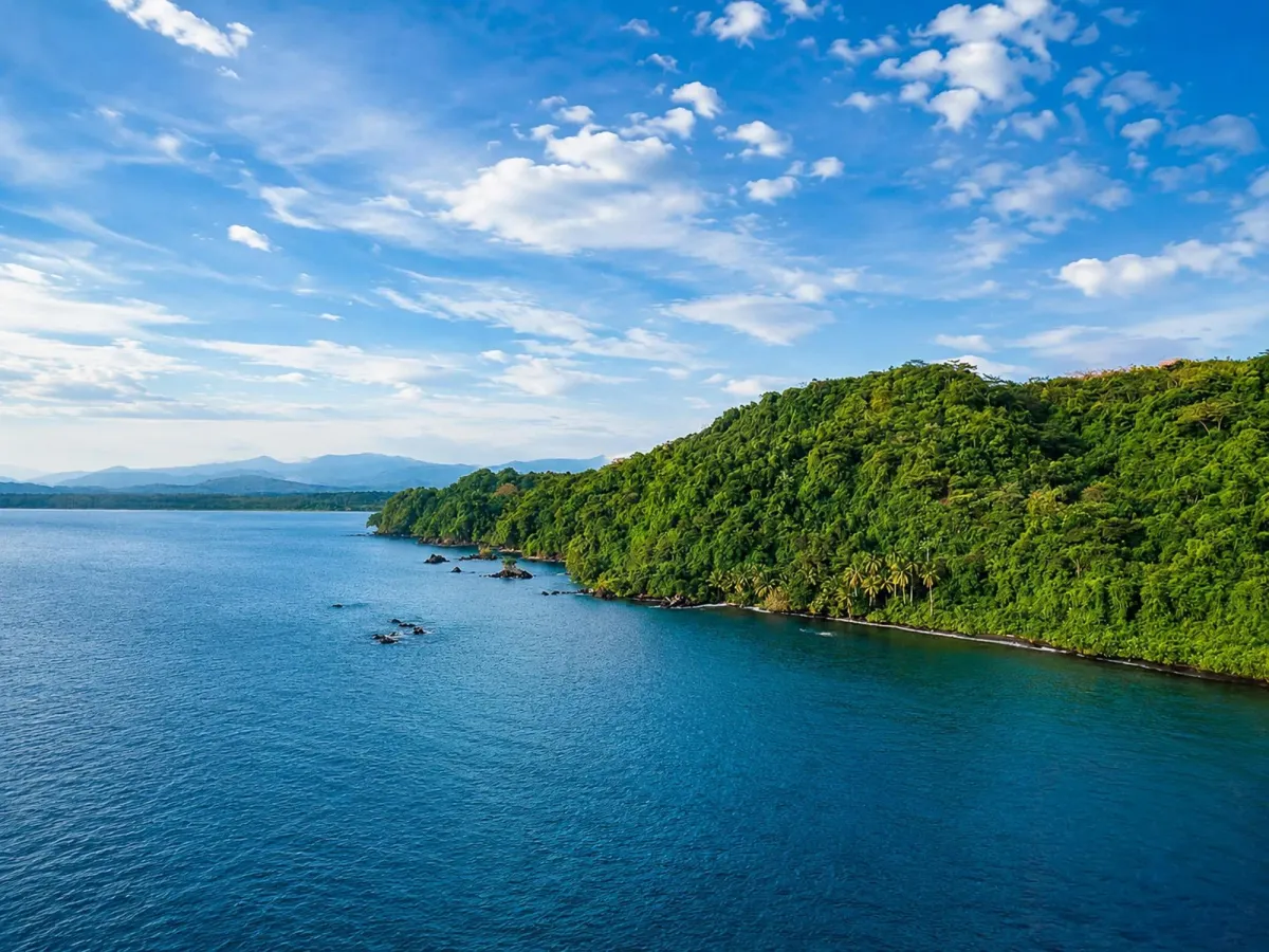Santuario de 67 Hectáreas Frente al Mar en Arena, Veraguas