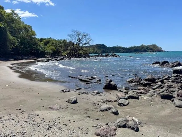 Santuario de 67 Hectáreas Frente al Mar en Arena, Veraguas