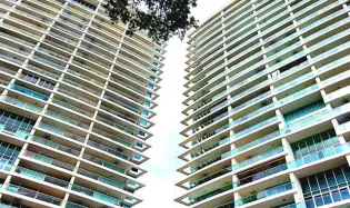 Apartamento con Vista Espectacular al Mar