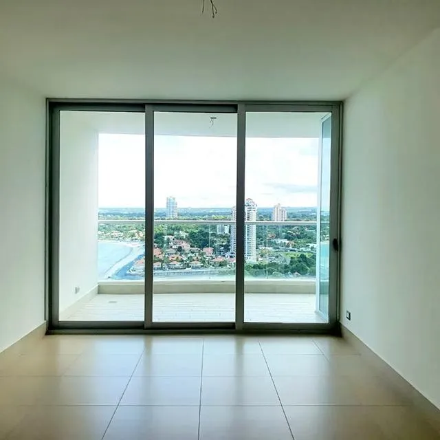 Apartamento con Vista Espectacular al Mar
