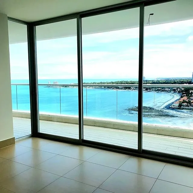 Apartamento con Vista Espectacular al Mar