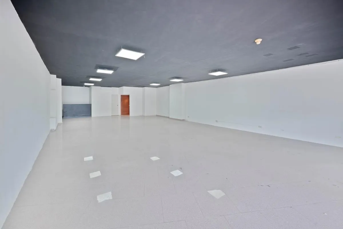 Via España | Local Ground Floor