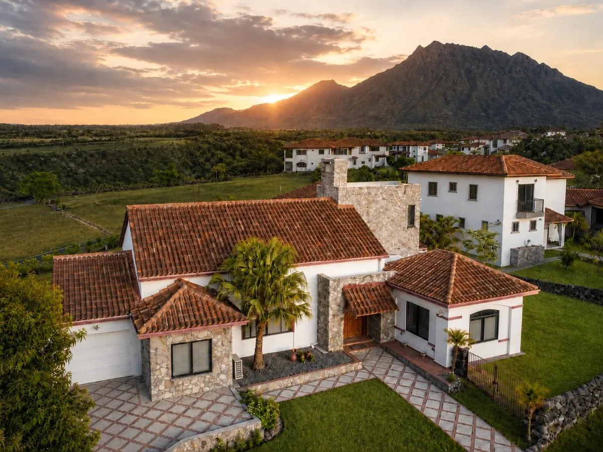Casa Distintiva en Los Molinos | Boquete, Panamá