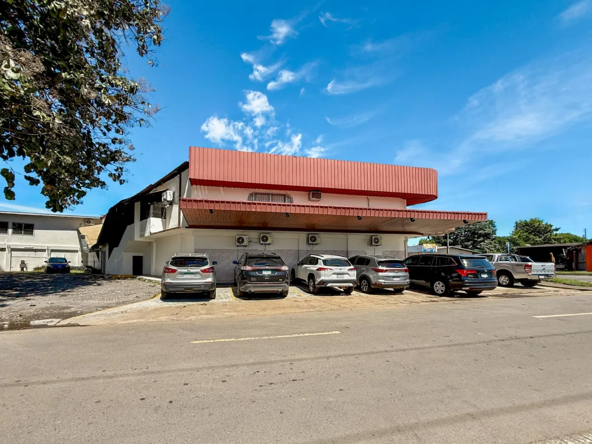 Venta de edificio en David Vía Boquete Chiriquí