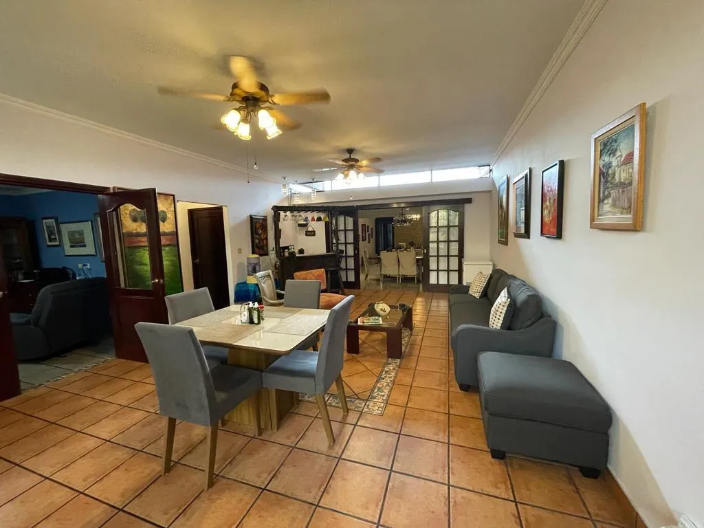 Venta de Casa en Hato Pintado, Pueblo Nuevo.