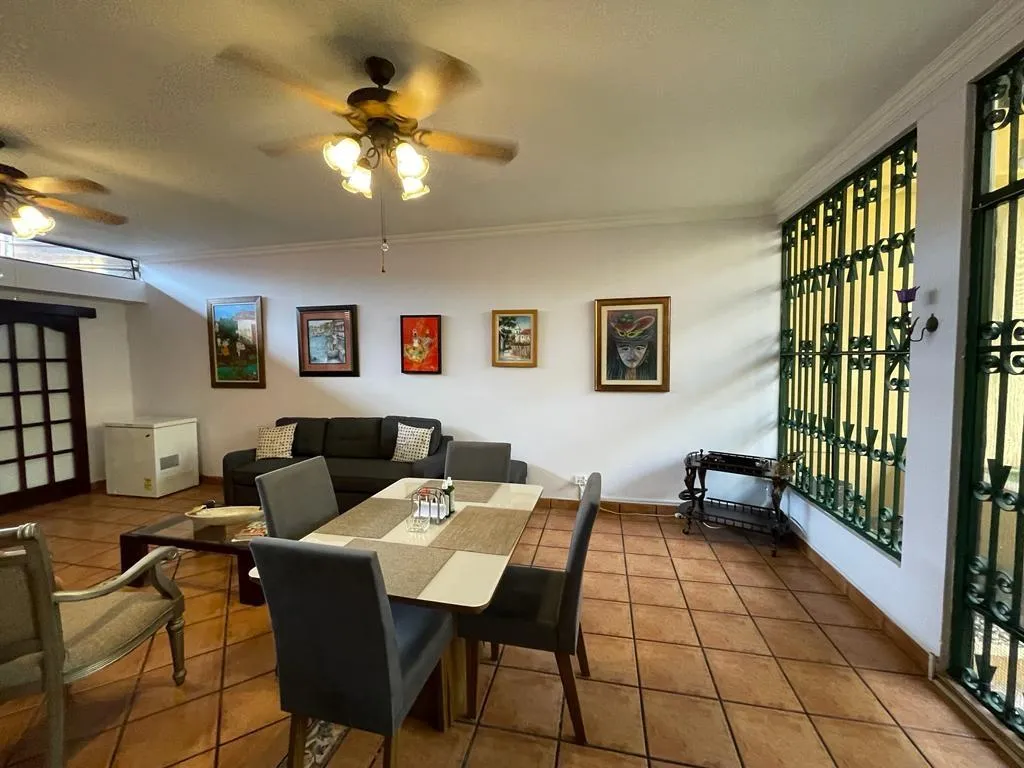 Venta de Casa en Hato Pintado, Pueblo Nuevo.
