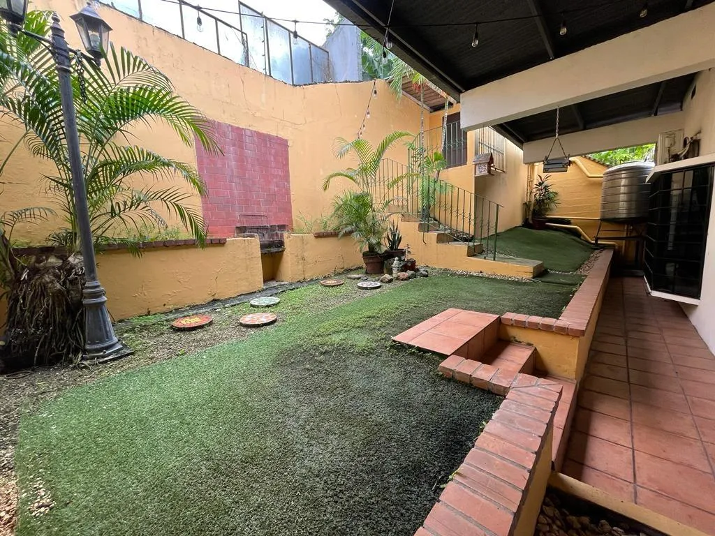 Venta de Casa en Hato Pintado, Pueblo Nuevo.
