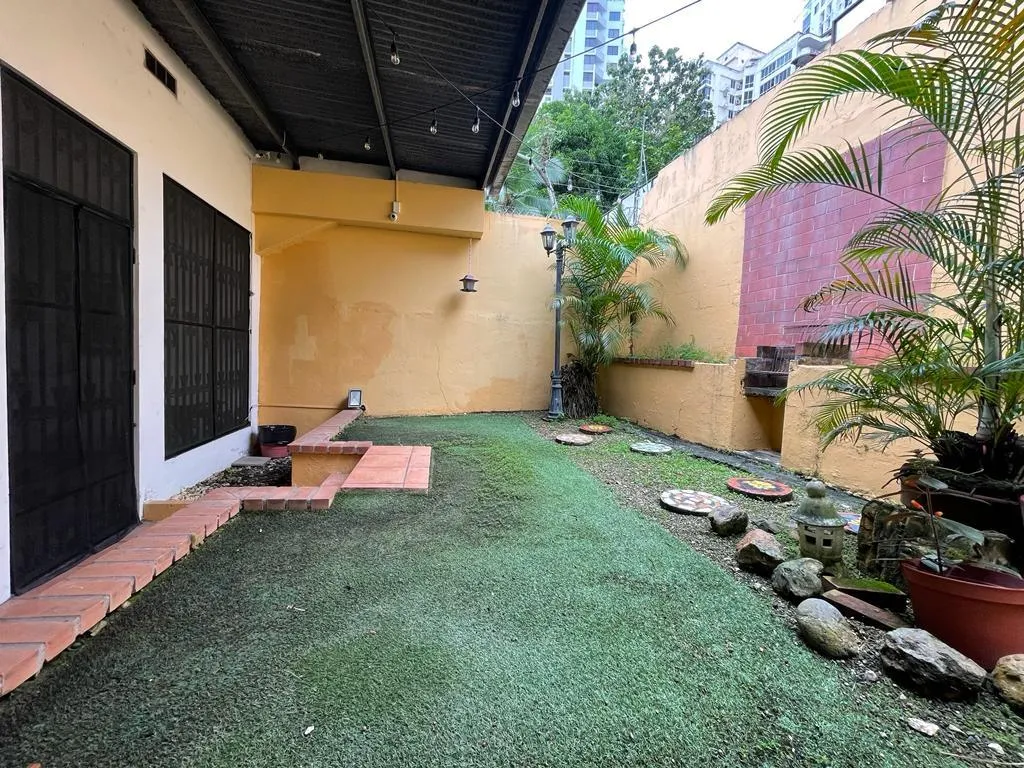 Venta de Casa en Hato Pintado, Pueblo Nuevo.