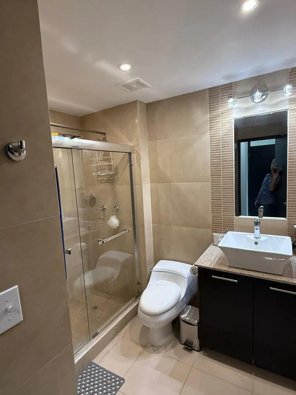 Condominio Renovado Llave en Mano en Playa Blanca Resort | PH Founders
