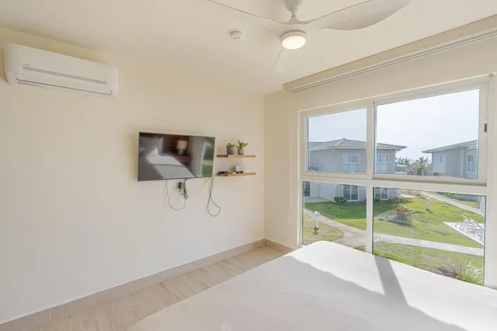 Oceanfront 2-Bed / 2-Bath Villa | The Residences