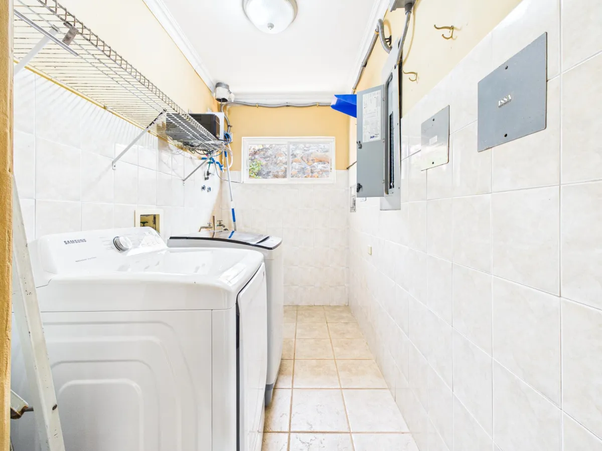 Casa con Vistas a la Montaña y al Océano en Venta en Sora