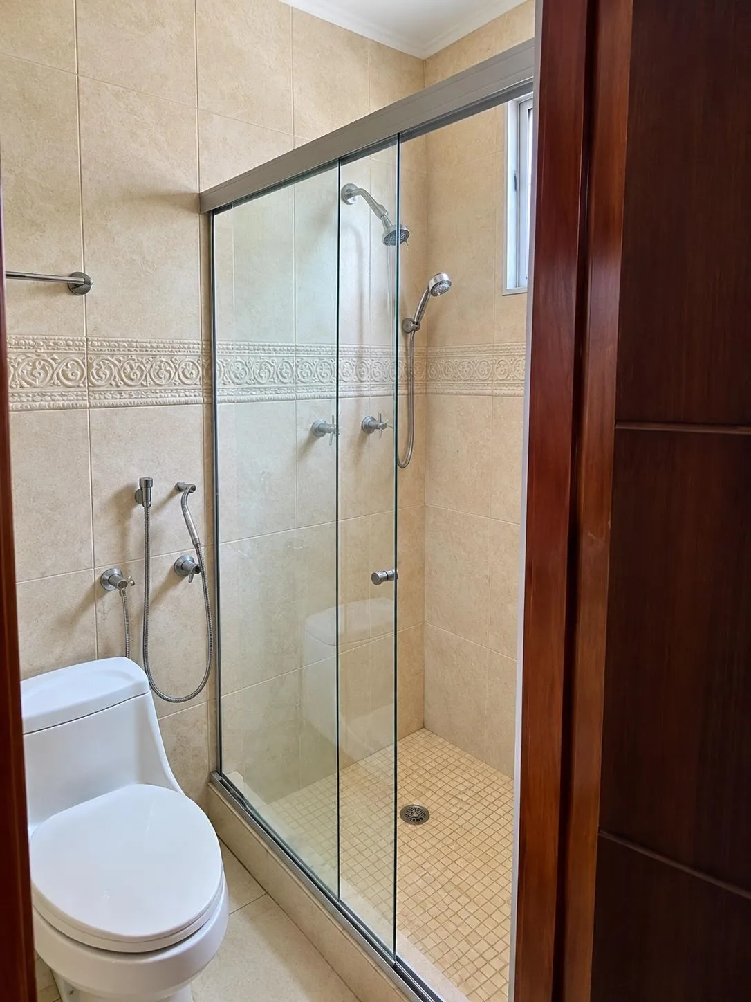 UNIT IN SALE