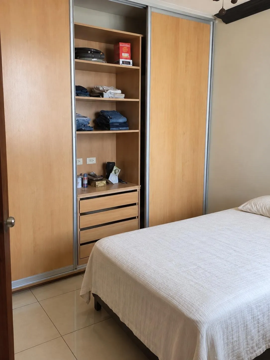 UNIT IN SALE