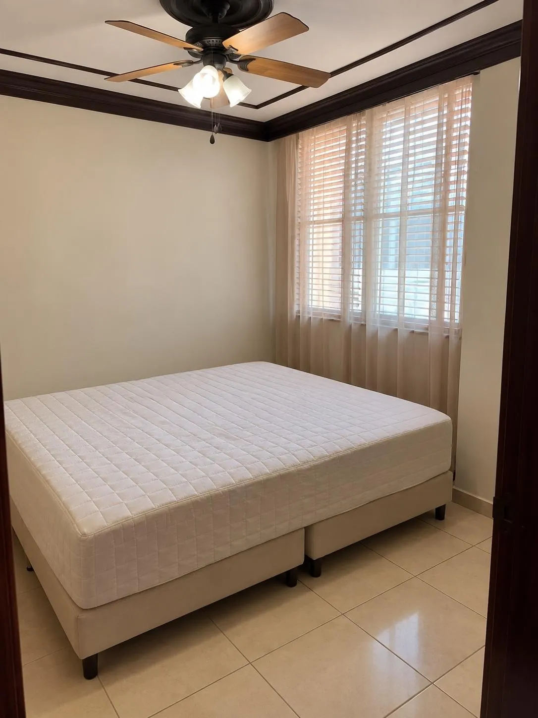 UNIT IN SALE