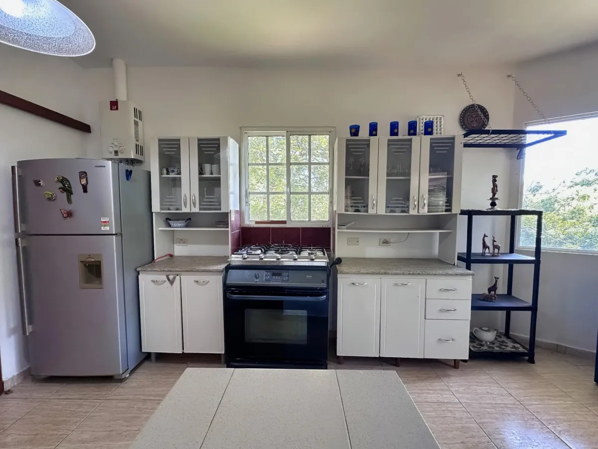 OPORTUNIDAD! SE VENDE CASA EN ALTOS DEL MARIA