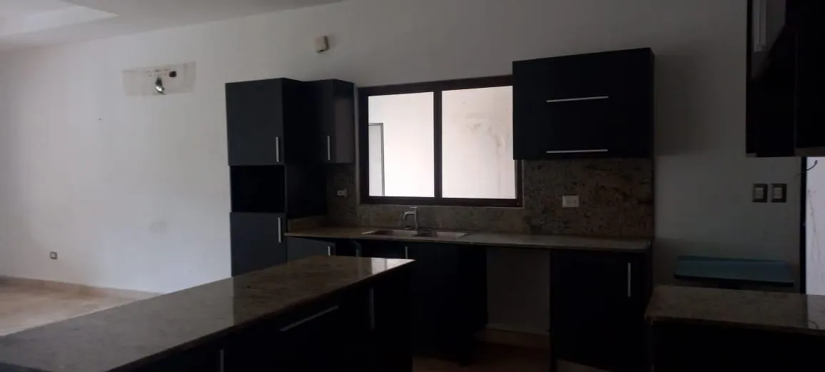 VENTA DE CASA REPOSEIDA EN PH SUNSET COAST