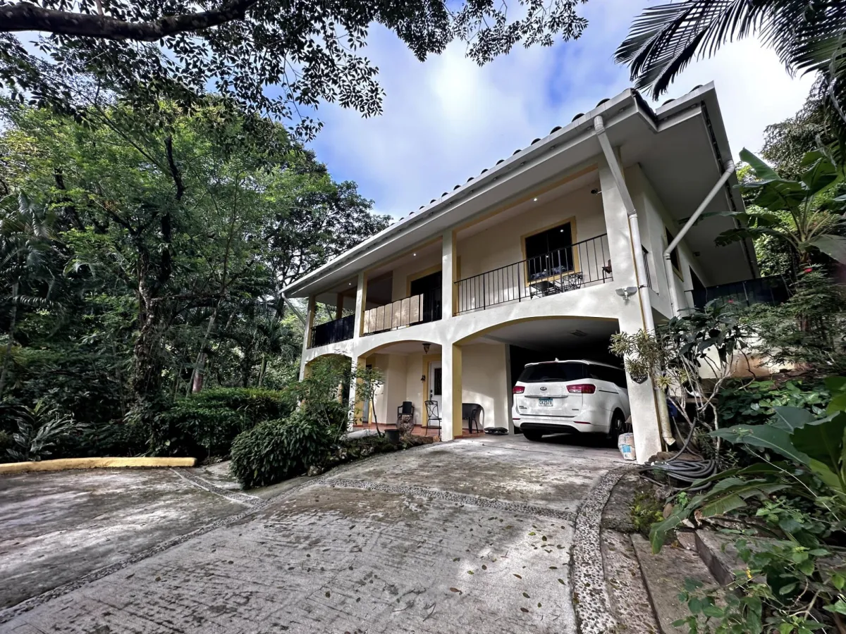 Beautiful house for sale in Altos del María