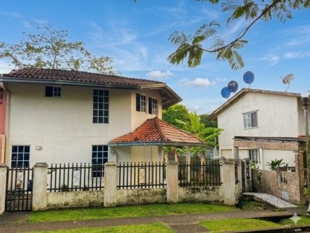 Casa En Gamboa / Panamá Canal